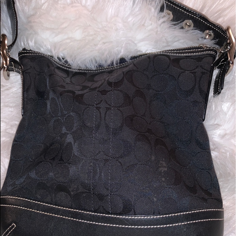 Coach a Purse